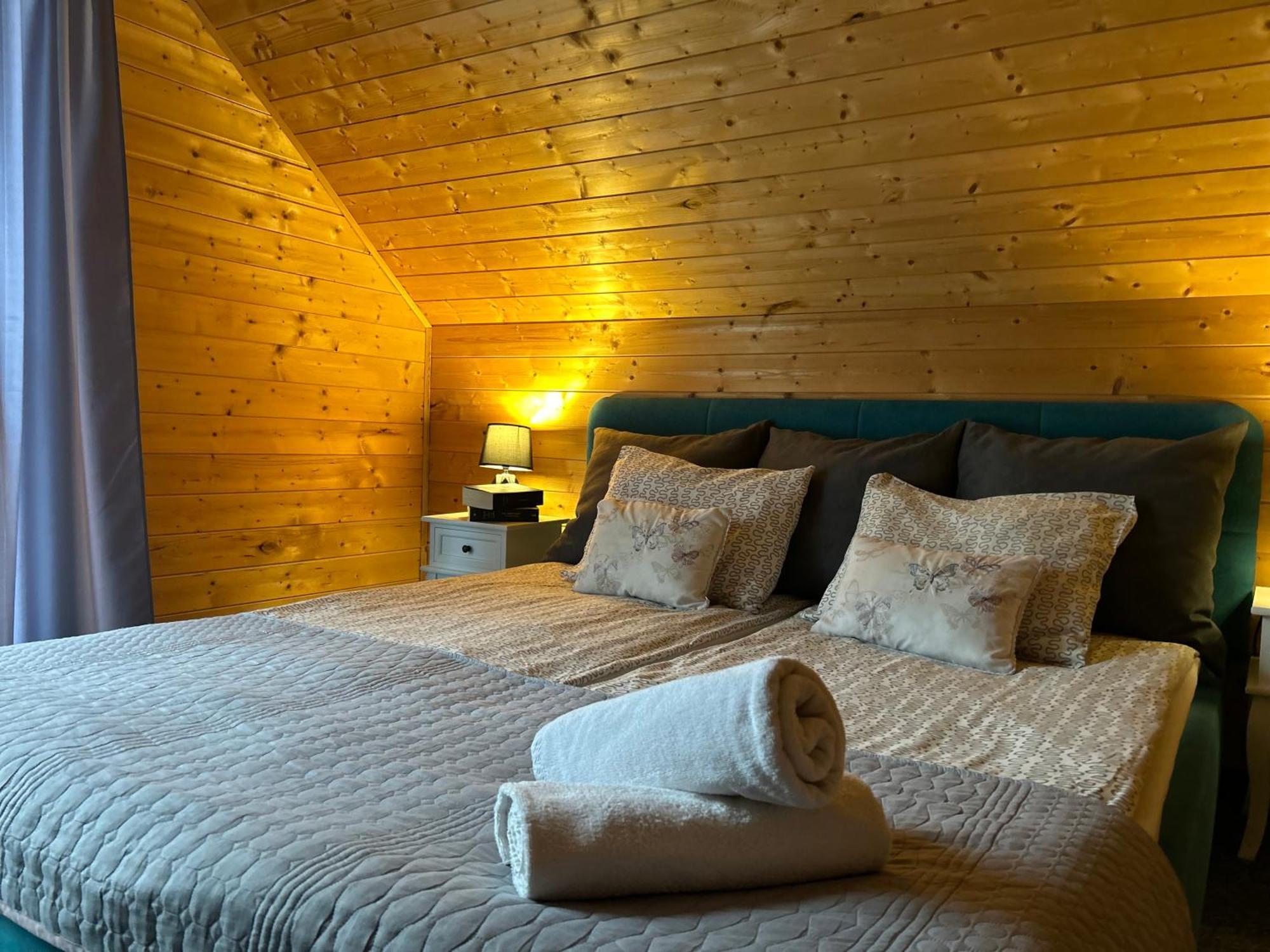 Resort Eden Domki, Apartamenty I Pokoje Jastrzebia Gora Luaran gambar