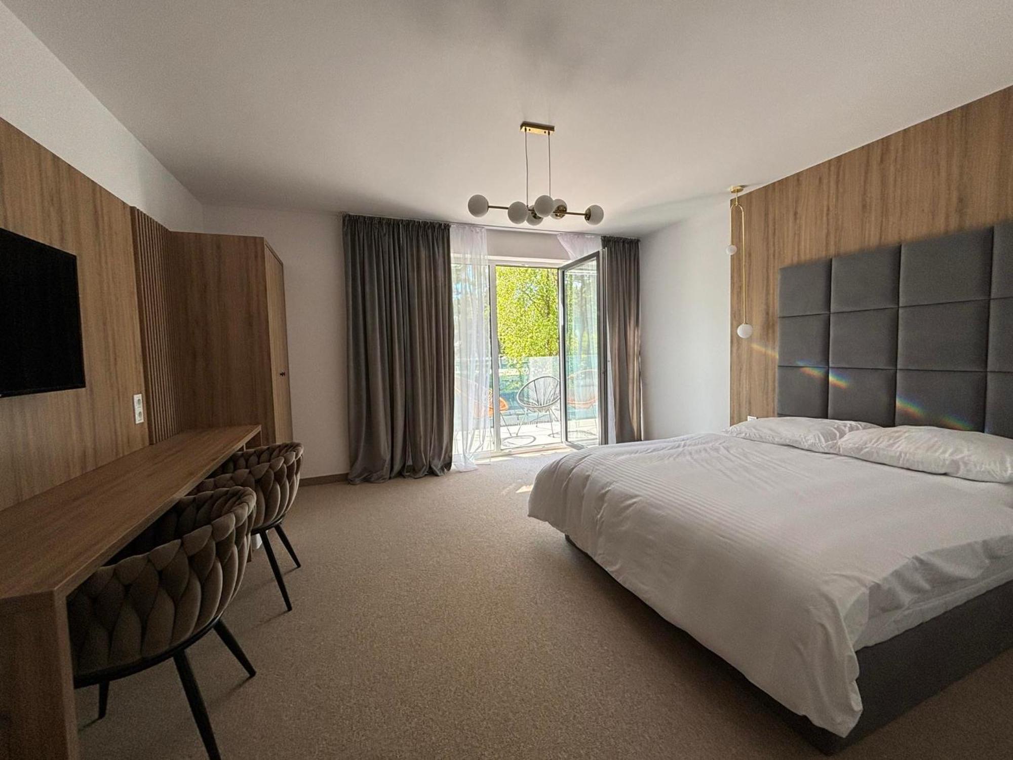 Resort Eden Domki, Apartamenty I Pokoje Jastrzebia Gora Luaran gambar